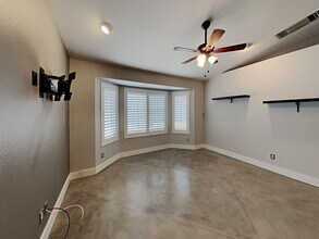 4825 W Bluebell Way in Tucson, AZ - Building Photo - Building Photo