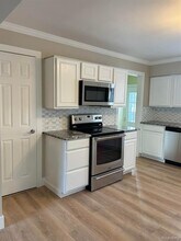 4610 White Lake Rd in White Lake, MI - Building Photo - Building Photo