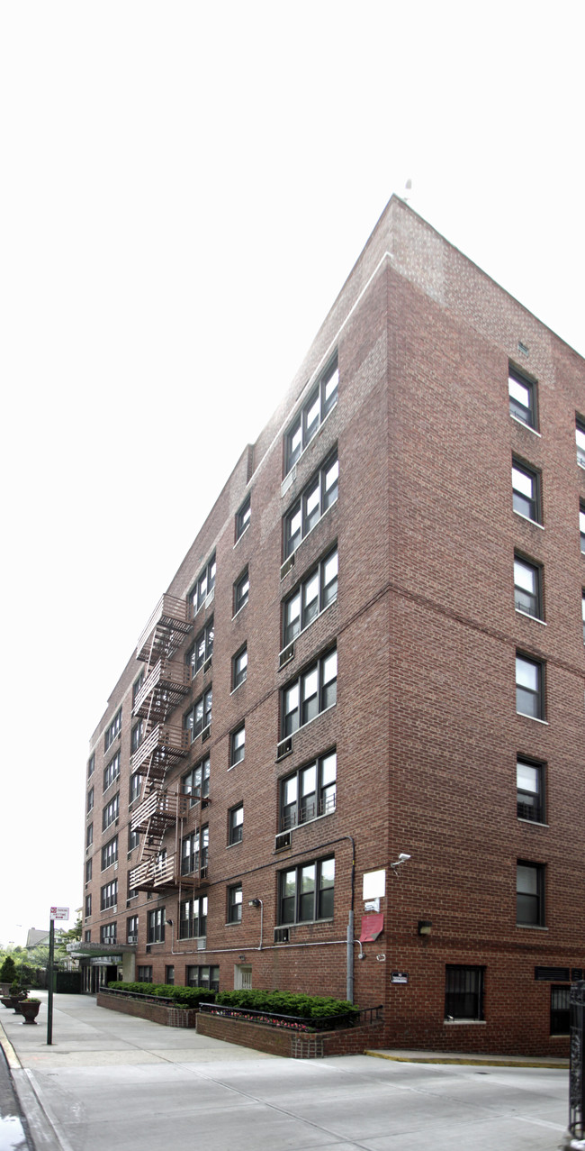 60 Turner Pl in Brooklyn, NY - Foto de edificio - Building Photo