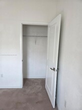 533 NE 5th Pl in Florida City, FL - Building Photo - Building Photo