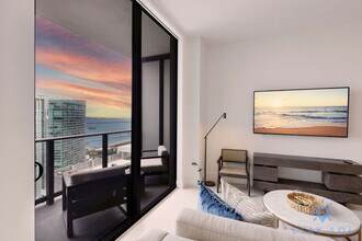 601 NE 1st Ave in Miami, FL - Building Photo - Building Photo