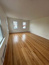 11 Colony St in Stratford, CT - Building Photo - Building Photo