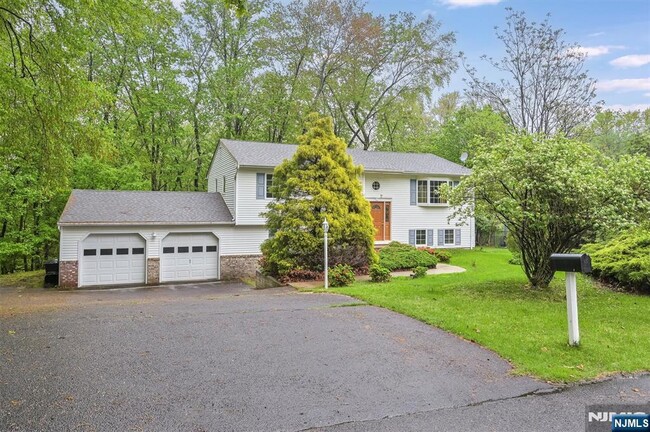 property at 413 Obrien Ct
