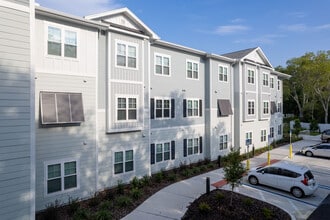Harper's Pointe in Gainesville, FL - Foto de edificio - Building Photo