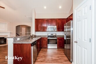 2021 Sugarbush Dr in Charlotte, NC - Building Photo - Building Photo