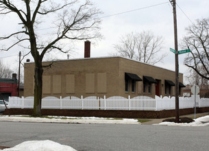 306 S Notre Dame Ave in South Bend, IN - Foto de edificio - Building Photo