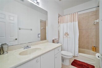 3664 NW 29th Ct in Lauderdale Lakes, FL - Building Photo - Building Photo