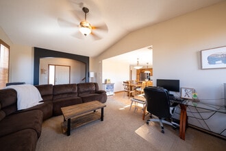 3292 Century Dr in Hastings, MN - Building Photo - Building Photo