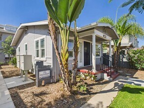 3940 Bancroft St in San Diego, CA - Building Photo - Building Photo