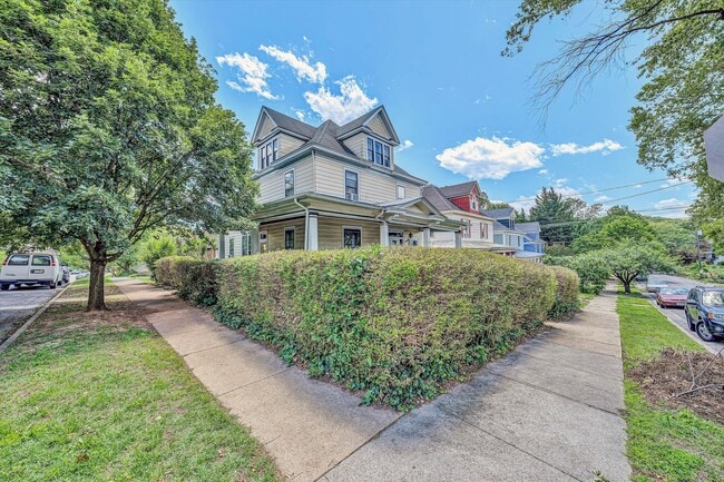 property at 602 Allison Ave SW