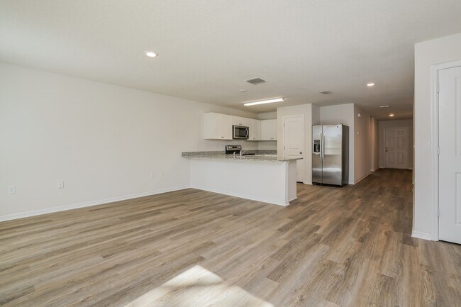 2660 W Bravura Dr in Citrus Springs, FL - Building Photo - Building Photo