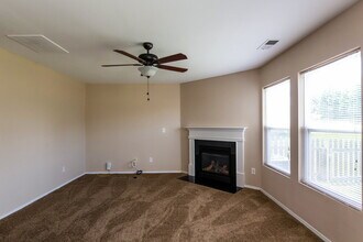 9233 Ames Hollow Rd in Charlotte, NC - Building Photo - Building Photo