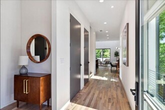 536 Highland Ave NE in Atlanta, GA - Building Photo - Building Photo