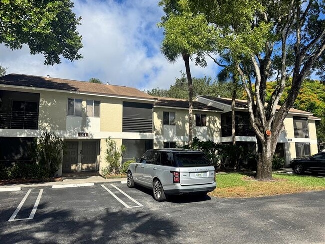 101 Gardens Dr in Pompano Beach, FL - Building Photo - Building Photo