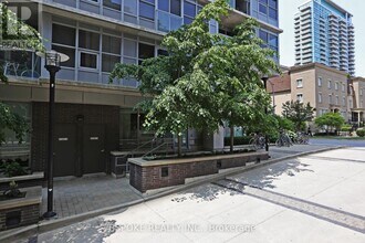 59-TH159 E Liberty St in Toronto, ON - Building Photo - Building Photo