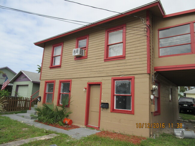 509 Harvey Ave in Daytona Beach, FL - Foto de edificio - Building Photo