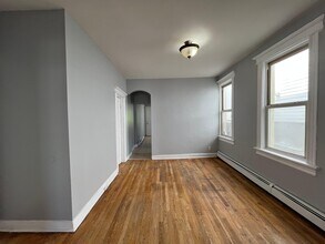 127 Myrtle Ave in Jersey City, NJ - Foto de edificio - Building Photo