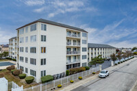 Sandpiper Condominiums in Brigantine, NJ - Building Photo - Building Photo