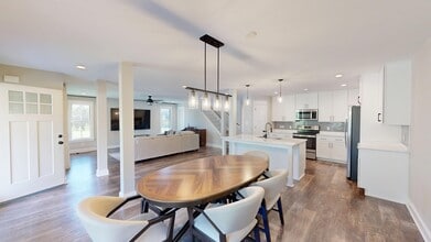 103 Hillock Dr in Powells Point, NC - Building Photo - Building Photo