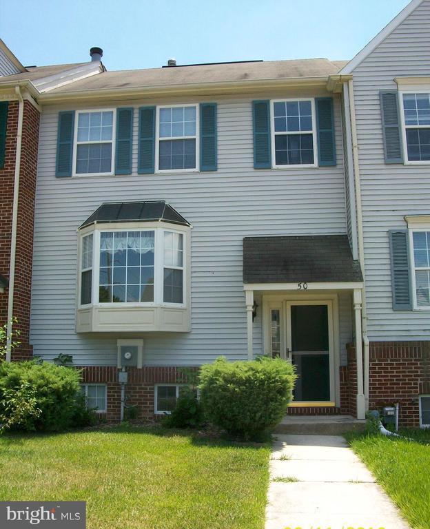 property at 50 Starboard Ct