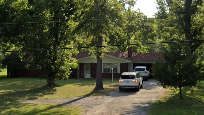 5935 Old Hwy 135 N in Kilgore, TX - Building Photo - Building Photo