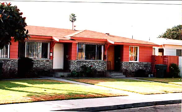 404 E Fir Ave in Oxnard, CA - Building Photo - Building Photo