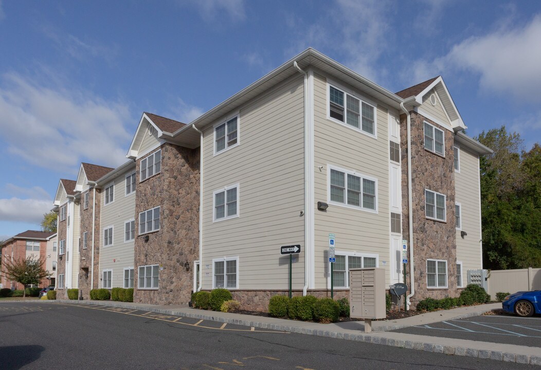 The Boulevard in Avenel, NJ - Building Photo