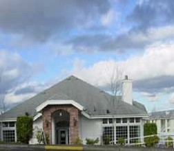 Sunset Pond Apartments in Bellingham, WA - Building Photo - Building Photo