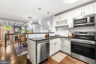 710 S Charles St in Baltimore, MD - Building Photo - Building Photo