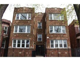 6943 S Indiana Ave in Chicago, IL - Building Photo