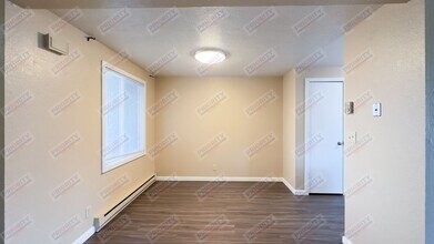 155 Westhills Loop in Gillette, WY - Foto de edificio - Building Photo