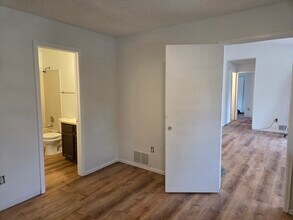 1030 Market St, Unit A in Colorado Springs, CO - Building Photo - Building Photo