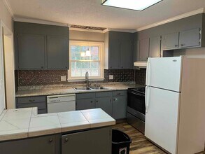 2602 Caroline St in Statesville, NC - Building Photo - Building Photo