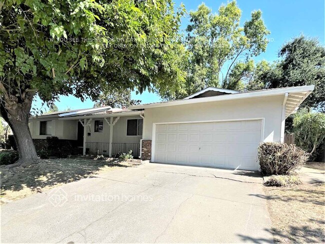 property at 4736 Cameron Ranch Dr