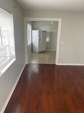3931 SW 51st St in Fort Lauderdale, FL - Building Photo - Building Photo