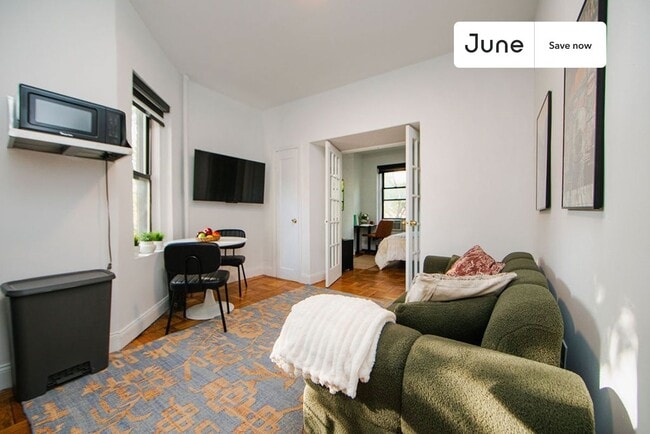 715 E 5th St, Unit 1D