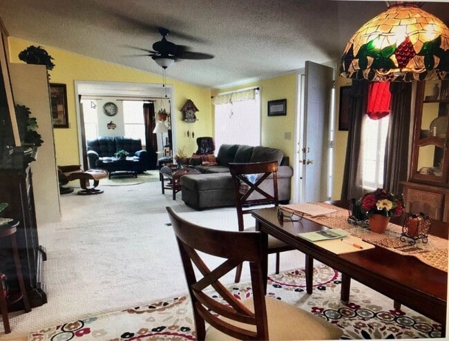 106 Admiral Ct in Hampstead, NC - Building Photo - Building Photo
