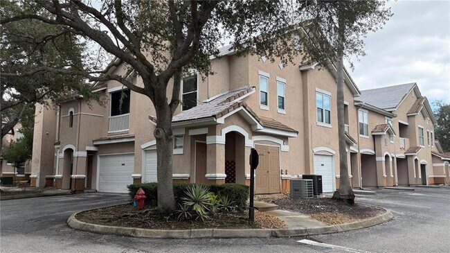 10414 Villa View Cir in Tampa, FL - Building Photo - Building Photo