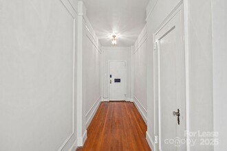301 W 10th St in Charlotte, NC - Building Photo - Building Photo