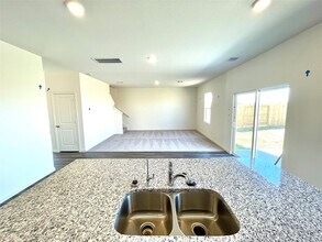 5915 Grantgrala Dr in Katy, TX - Building Photo - Building Photo