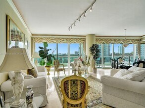 19955 NE 38th Ct in Aventura, FL - Building Photo - Building Photo