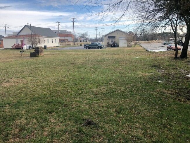 3605 South St in Ettrick, VA - Building Photo - Building Photo