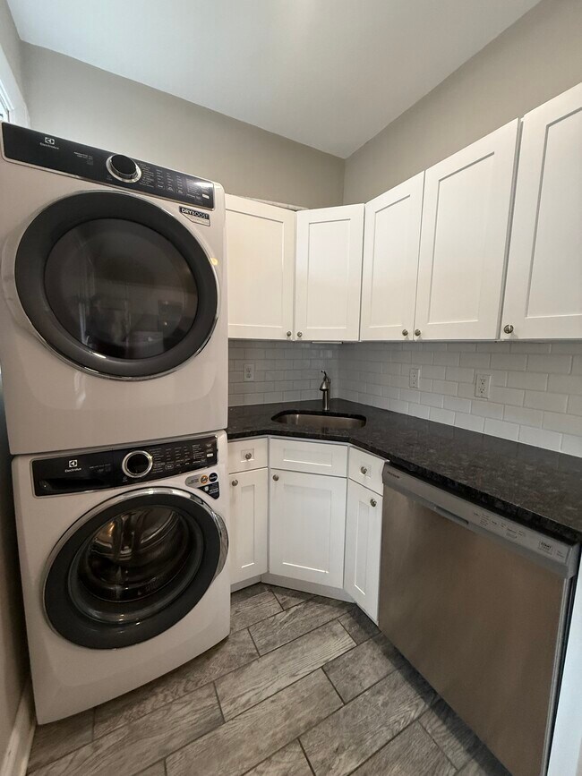 433 Abington Ave in Bloomfield, NJ - Building Photo - Building Photo