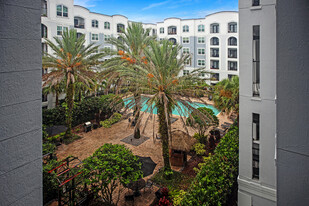 206 E South St in Orlando, FL - Building Photo