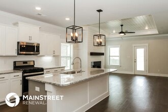 6522 Oak Mdw Dr SE in Owens Cross Roads, AL - Building Photo - Building Photo