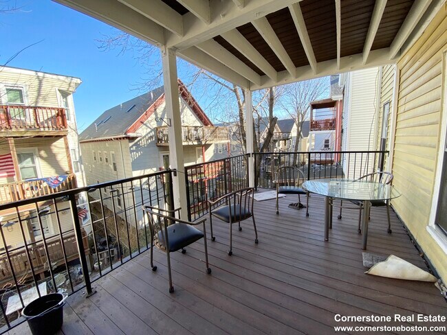 55 Hillside St, Unit 2 in Boston, MA - Building Photo - Building Photo