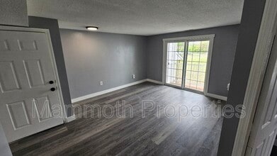 671 Corning Rd in Manchester, NH - Building Photo - Building Photo