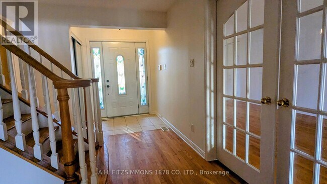 6 Pattermead Crescent in Ottawa, ON - Building Photo - Building Photo