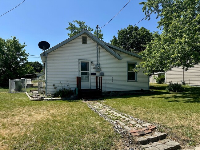 property at 1406 Z Ave