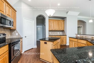 557 Sterling Dr in Benbrook, TX - Building Photo - Building Photo